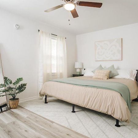Tranquil Luxury: Modern Comfort! Lynchburg Esterno foto