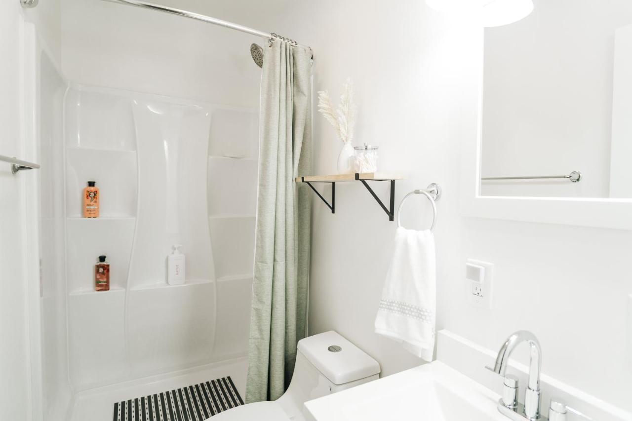 Tranquil Luxury: Modern Comfort! Lynchburg Esterno foto