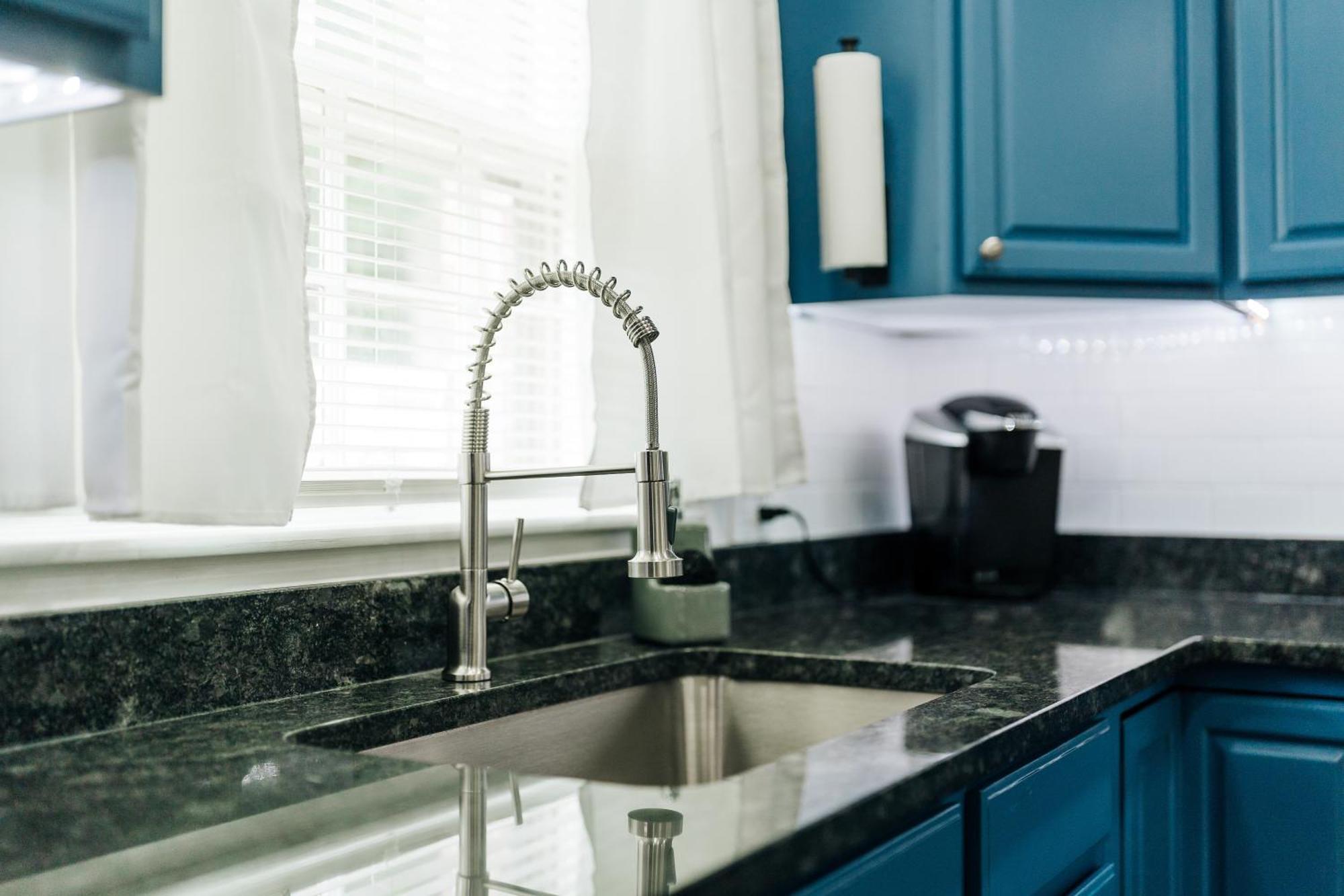 Tranquil Luxury: Modern Comfort! Lynchburg Esterno foto