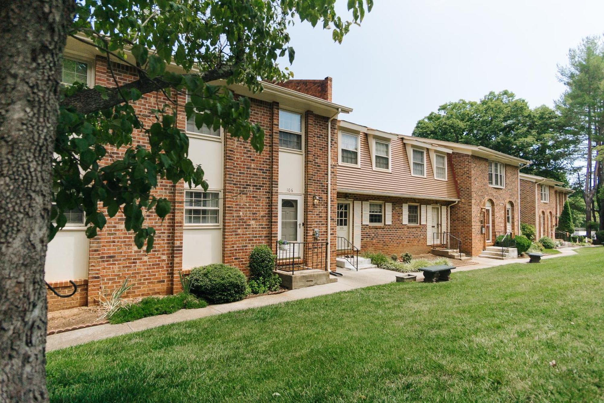 Tranquil Luxury: Modern Comfort! Lynchburg Esterno foto